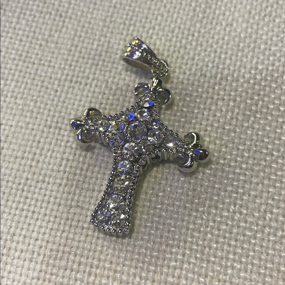 Silver Cross Pendant with Crystals - Picture 5 of 7